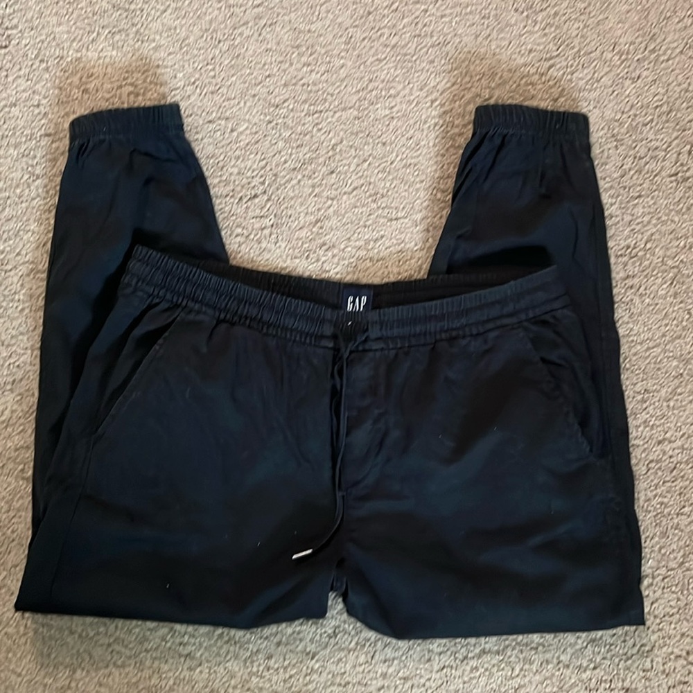 Elastic black pant